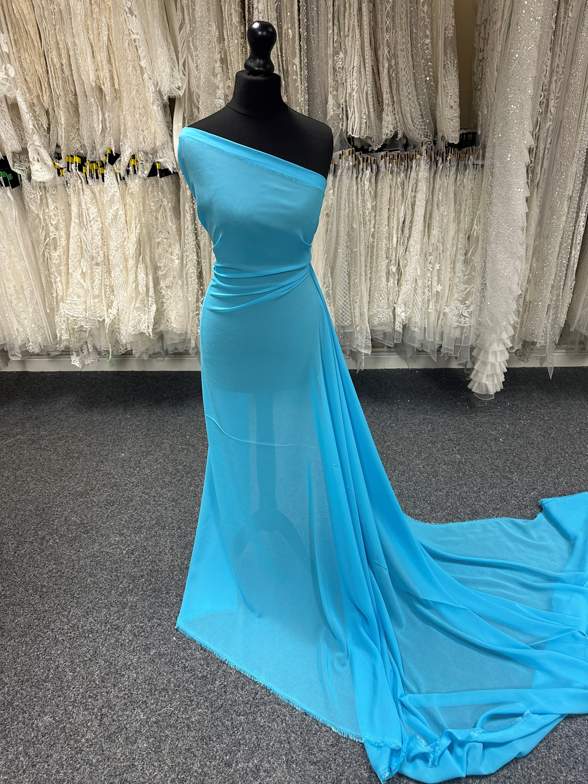 Türkisfarbener Polyester-Chiffon – Benevolence