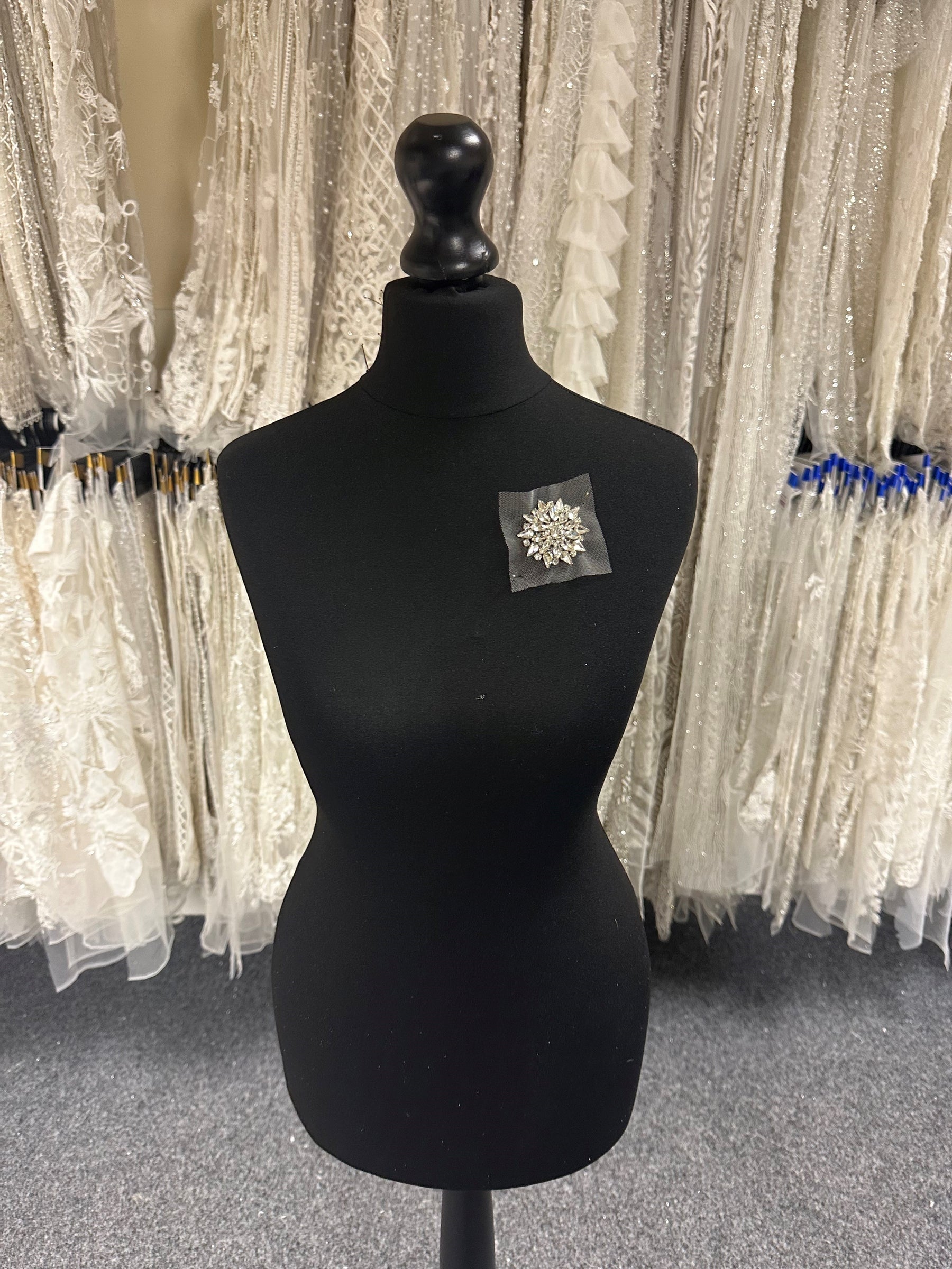 Kristallstickerei - AP823