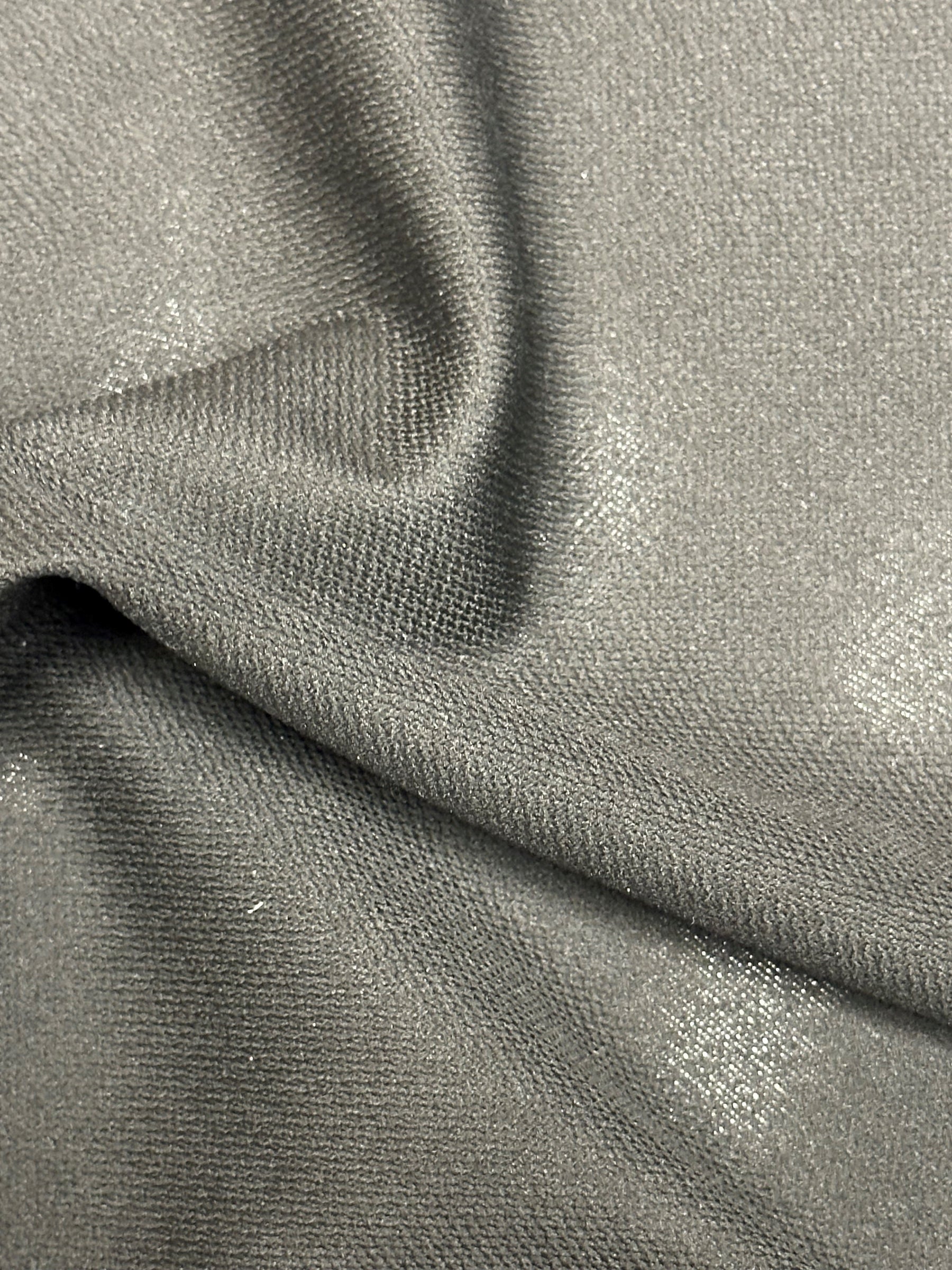 Schwarzes, weiches, mittelschweres, aufbügelbares Einlagefutter - Prince