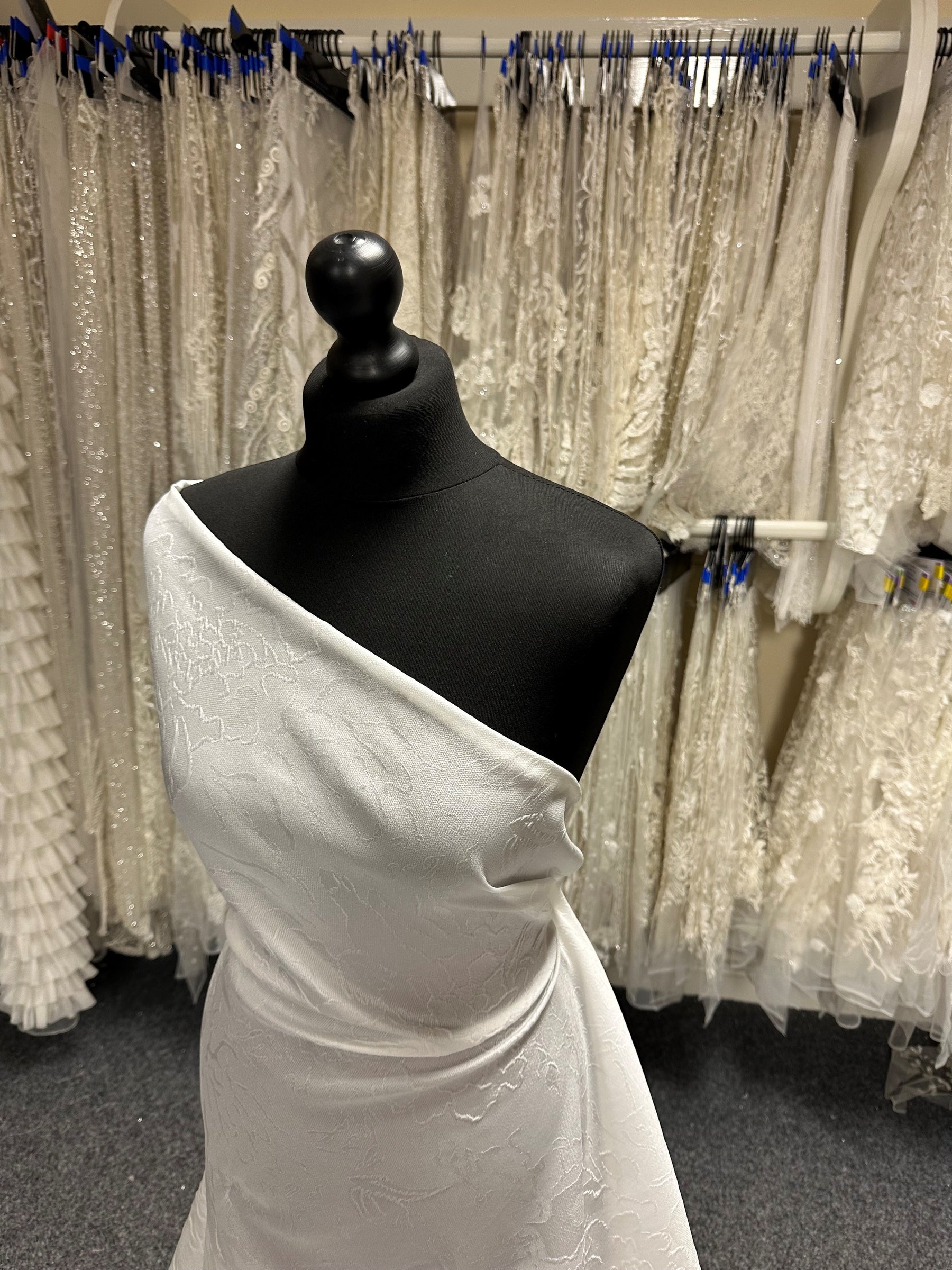 Porcelain Cloqué Brocade - Federal