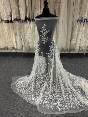 Ivory Embroidered Sequin Lace – EB3060