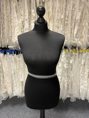 Elfenbeinfarbene, perlenbesetzte Kleiderborte - EH2030