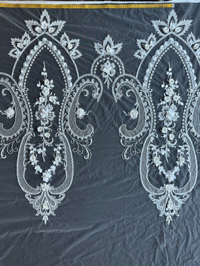 Elfenbeinfarbene Perlenspitze – Simone