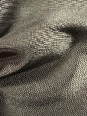 Schwarzer Öko-Futterstoff – Reprieve