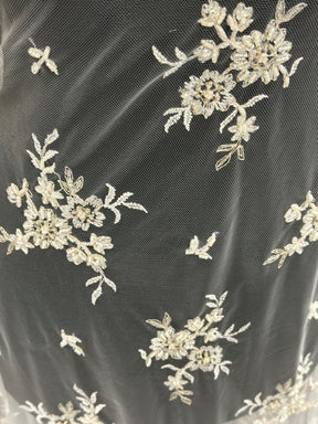 Elfenbeinfarbene Perlenspitze - Riese