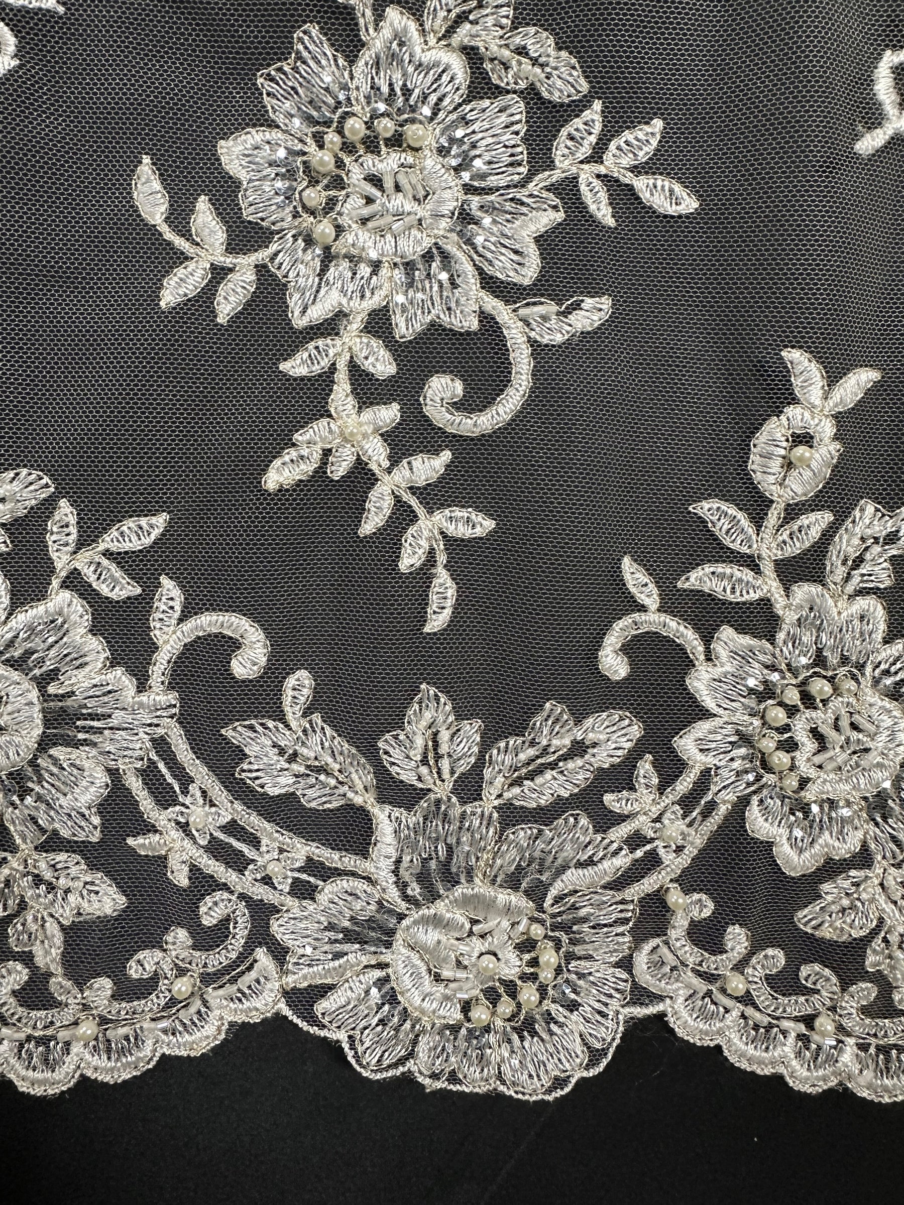 Elfenbeinfarbene Perlenspitze - Languid (CF Lucinda)