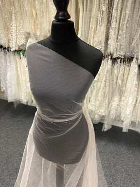 Zartes Tüllkleid in Blush – Symphony