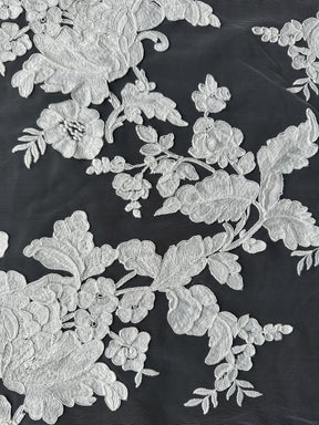 Elfenbeinfarbene Kordelspitze - Klatsch