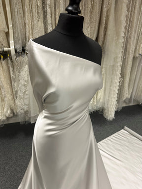 Oyster Polyester Duchess Satin – Supreme