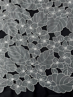 Elfenbeinfarbene Organzaspitze – Fähigkeit