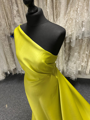 Chartreusefarbener Polyester-Duchesse-Satin – Contessa