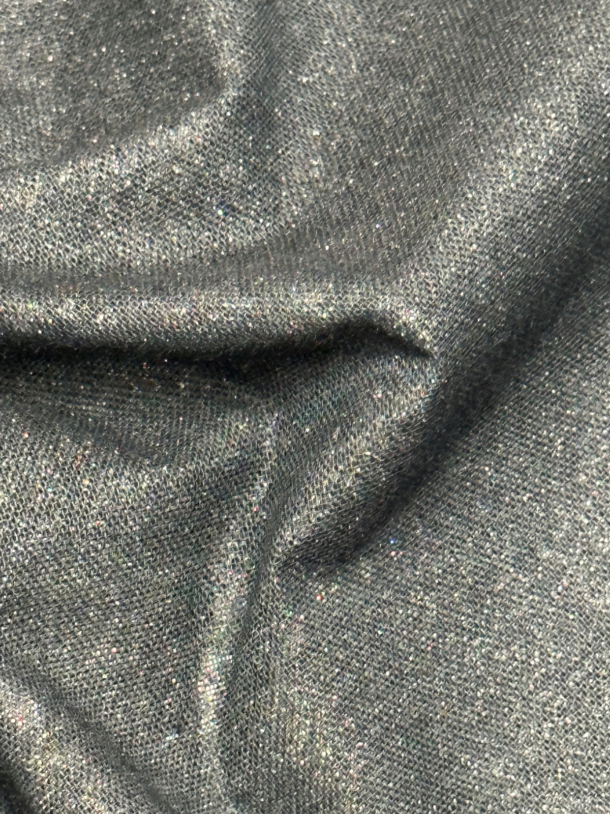 Schwarzes, superfeines, aufbügelbares Vlies – Magma