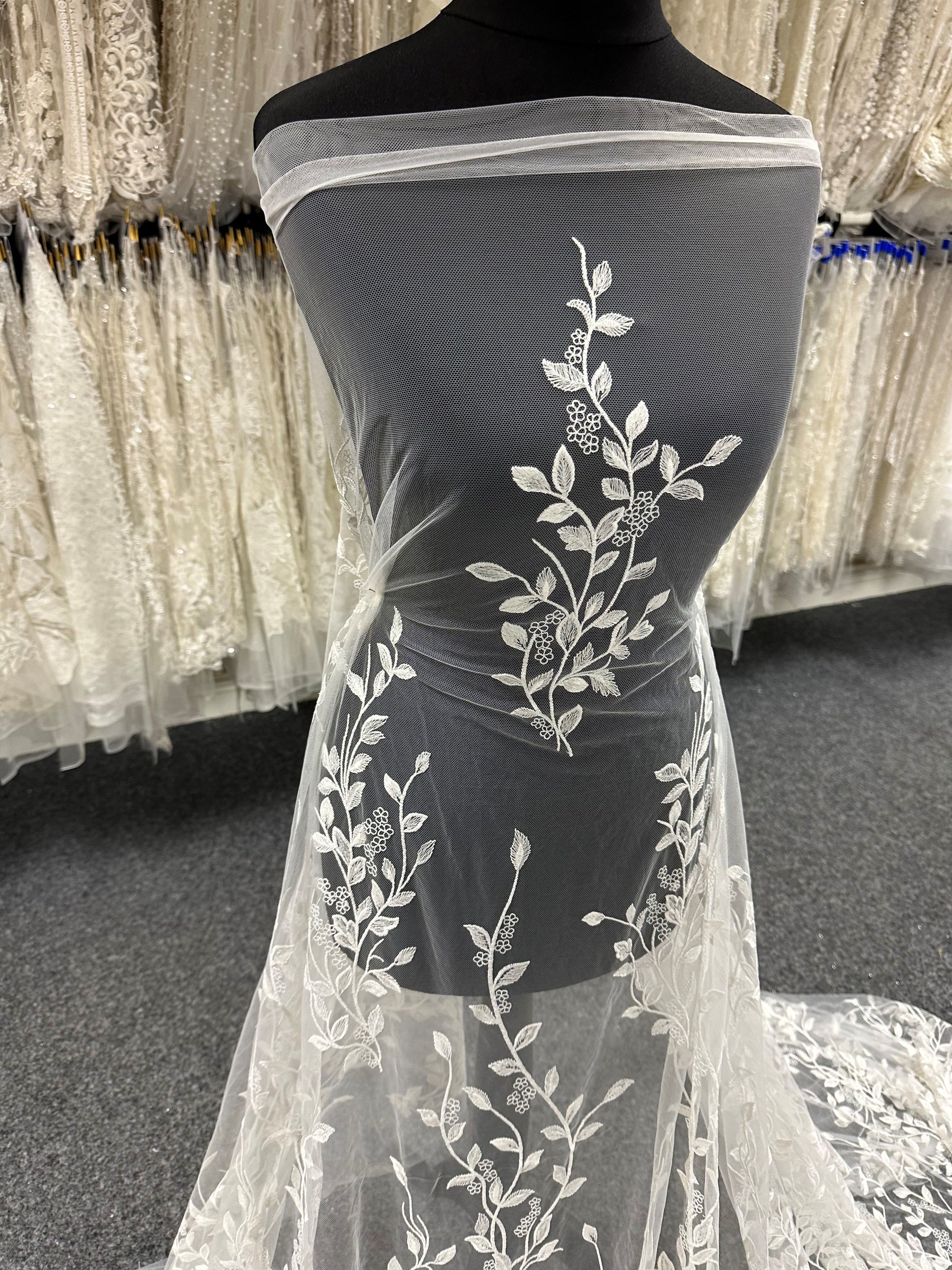 Ivory Embroidered Sequin Lace – EB3060