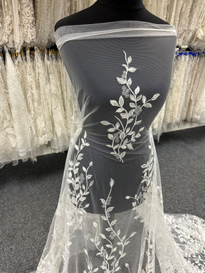 Ivory Embroidered Sequin Lace – EB3060