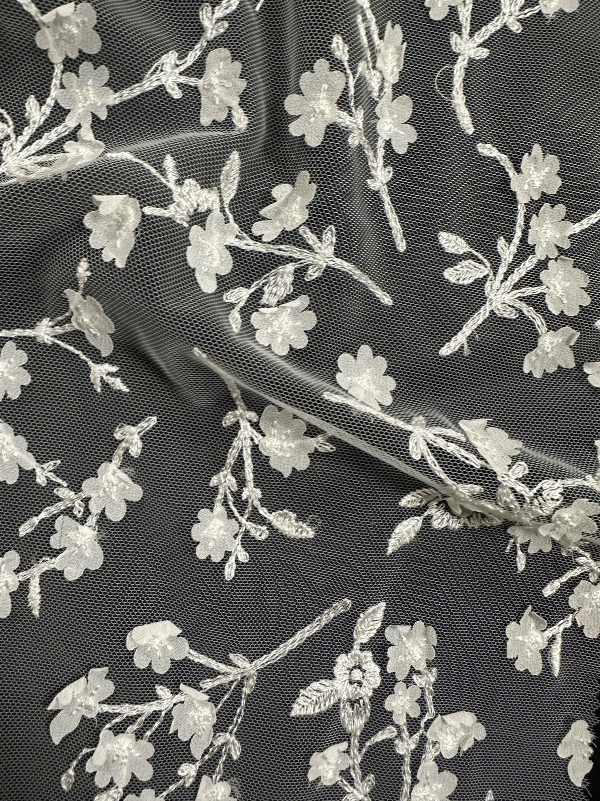 Elfenbeinfarbene Laserstickerei-Spitze - Hypnosis (CF Helena)