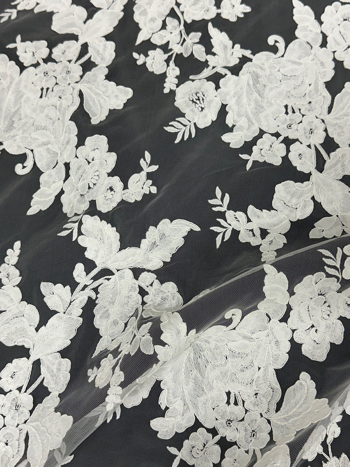 Elfenbeinfarbene Kordelspitze - Klatsch