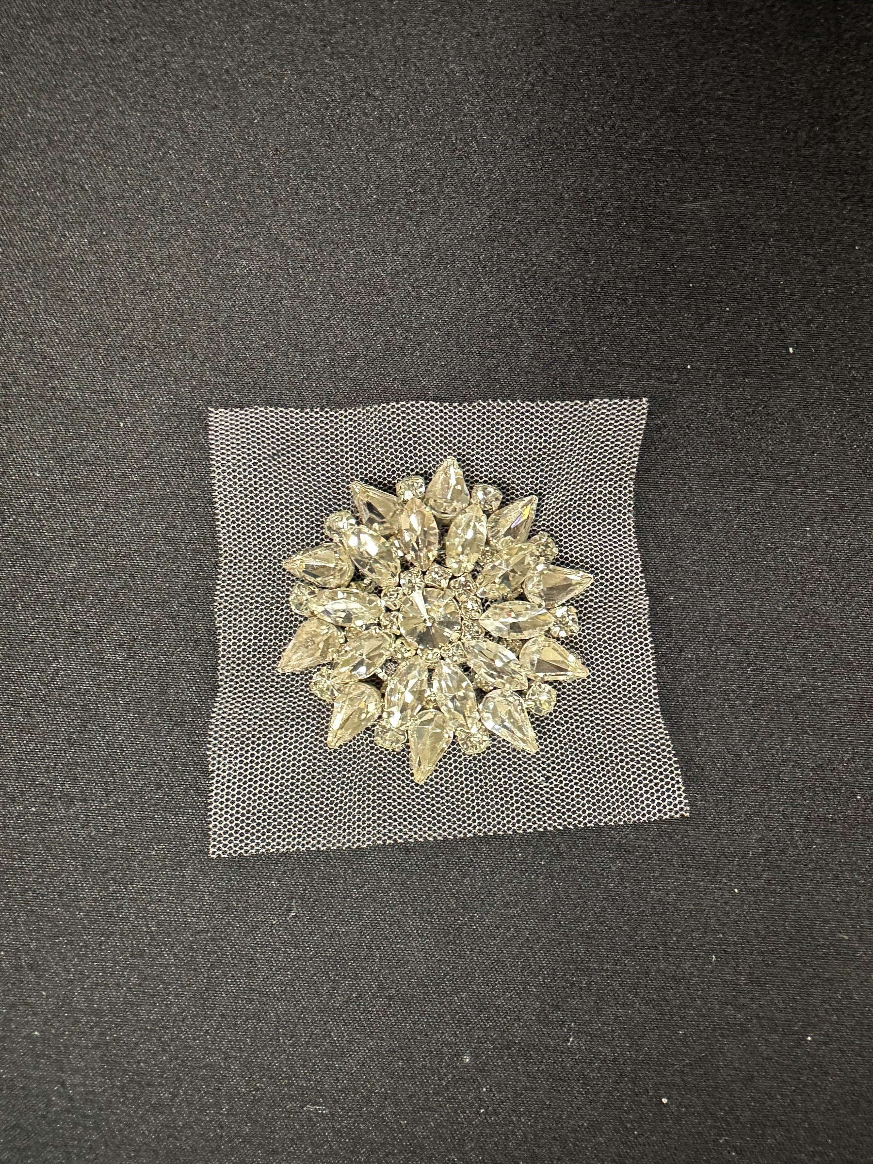 Kristallstickerei - AP823