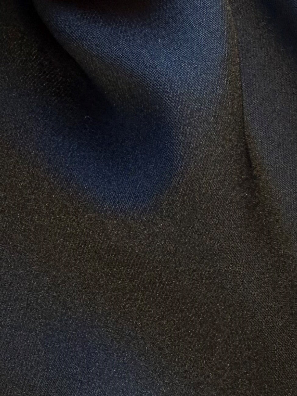 Schwarzes recyceltes Polyester – Reclaim