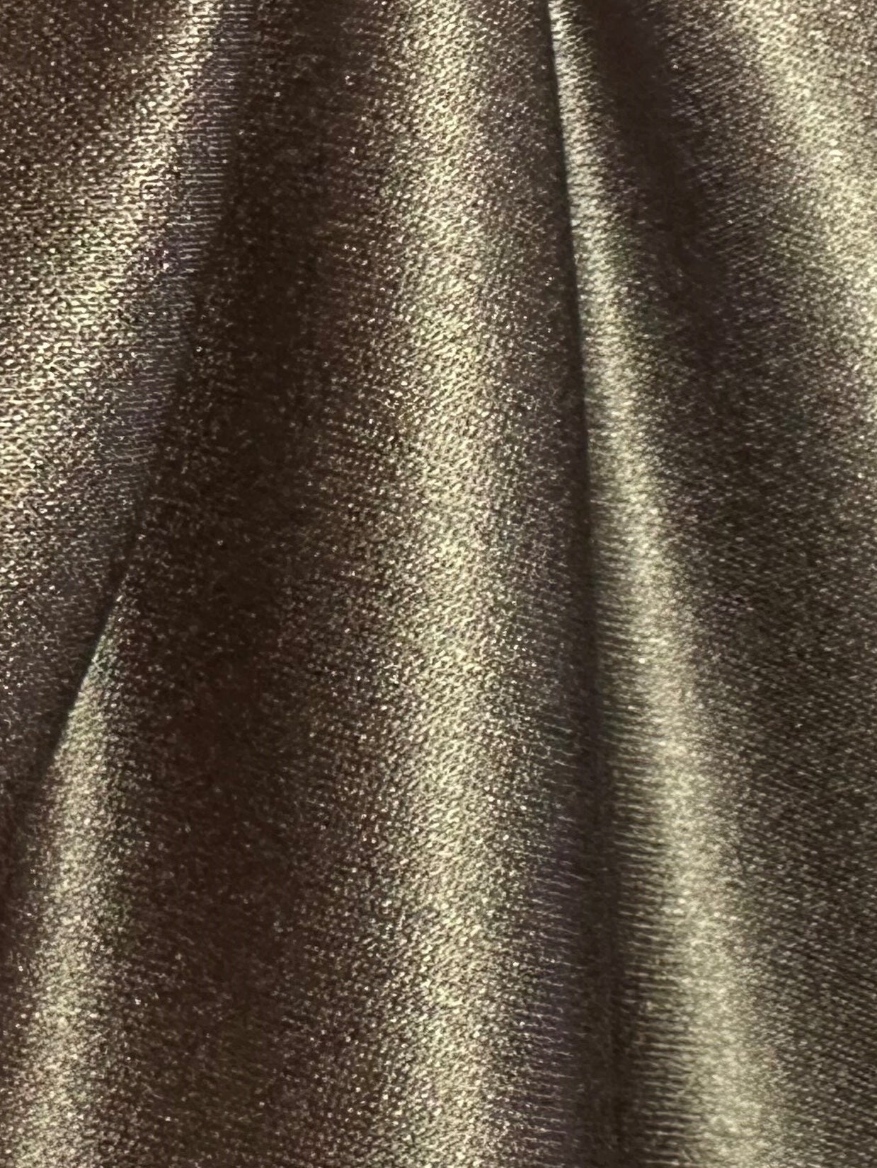 Schwarzer Polyestersatin - Kanada