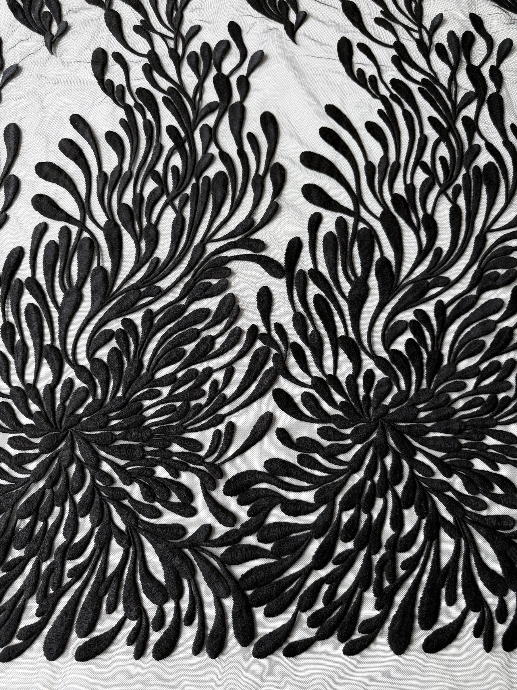 Schwarze Stickspitze - EB5053