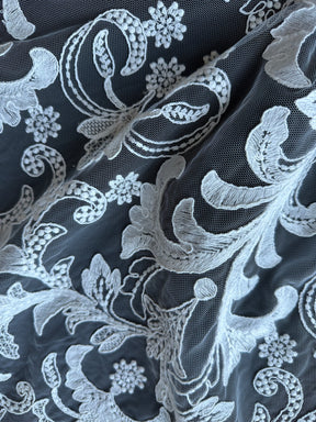 Elfenbeinfarbene Kordelspitze – Marika