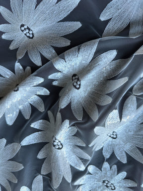 Elfenbeinfarbene Paillettenstickerei-Spitze - Advance