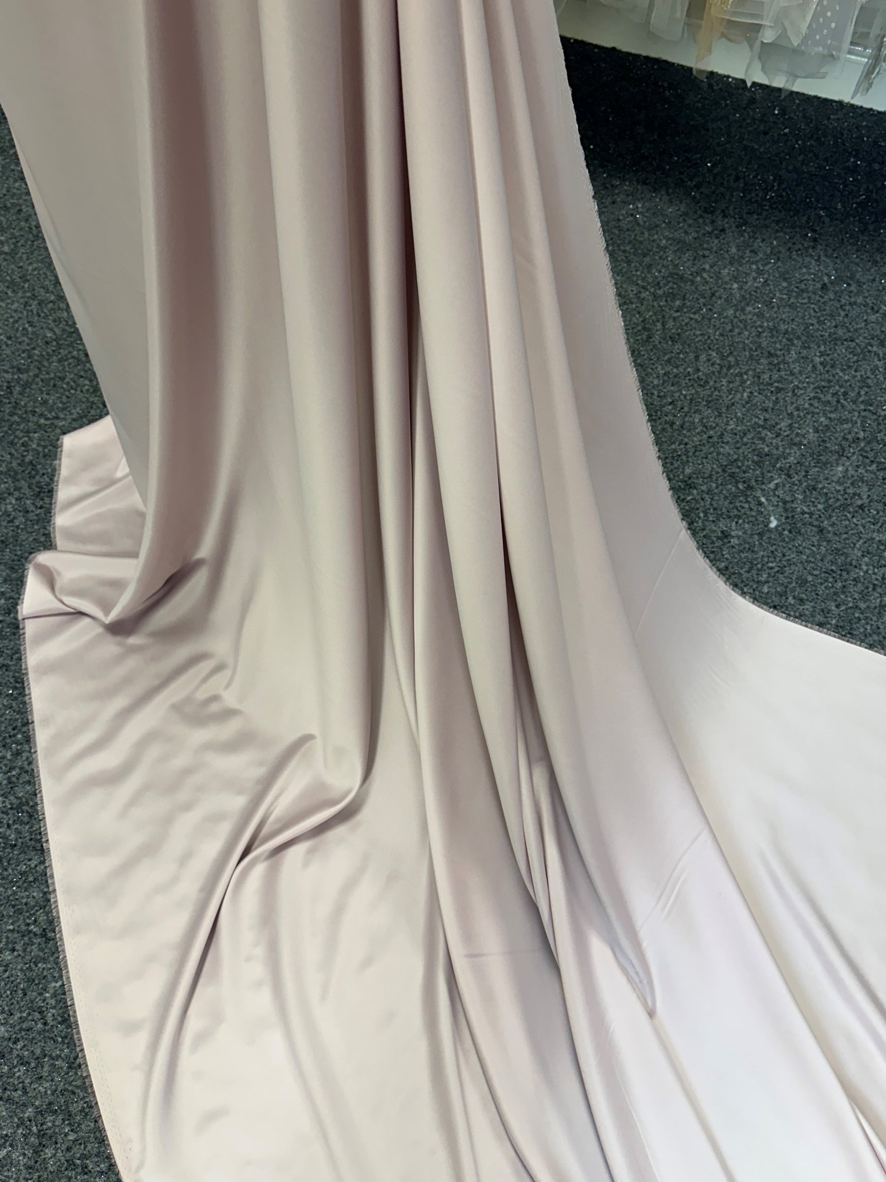 Altrosa Polyester Satin - Vertrauen