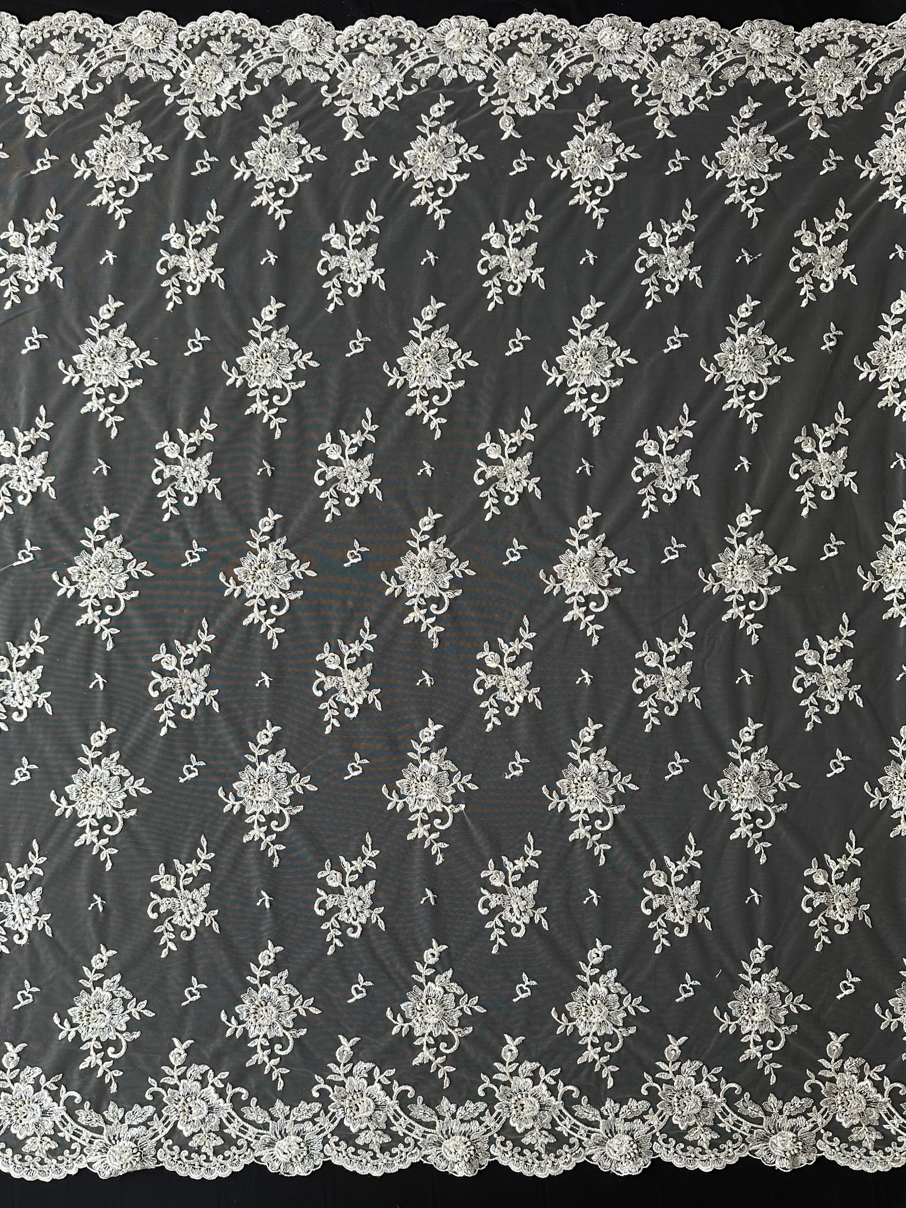 Elfenbeinfarbene Perlenspitze - Languid (CF Lucinda)