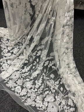 Elfenbeinfarbene bestickte Spitze - Genby