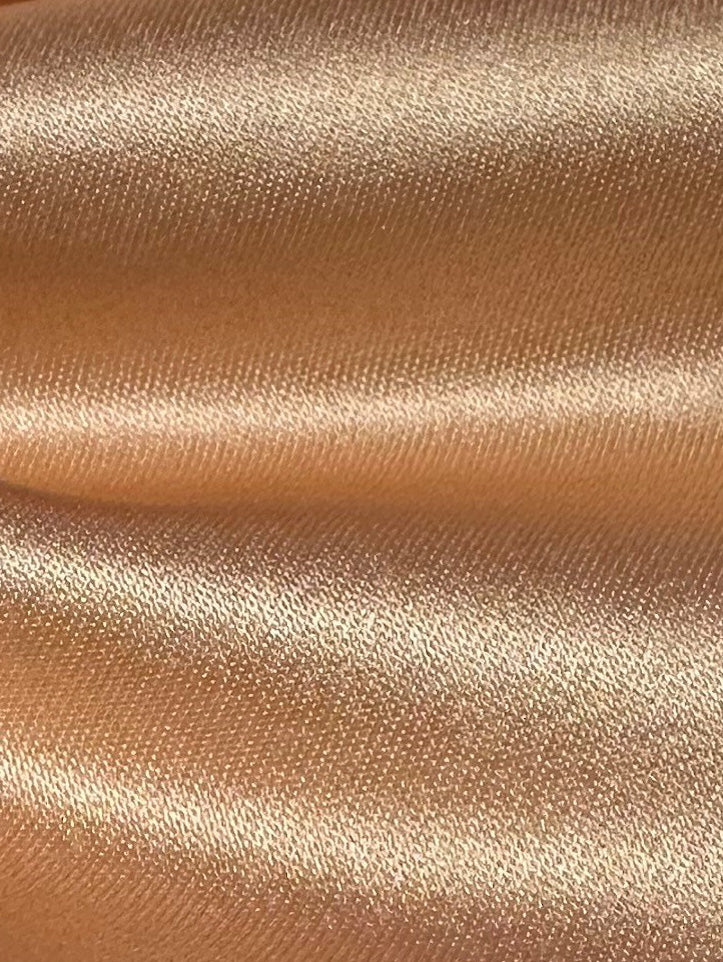 Roségoldener Polyester-Satin – Kanada