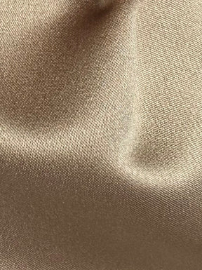 Kaffeefarbener Polyestersatin – Kanada