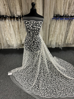 Elfenbeinfarbene Glitzer-Puffspitze - Kira