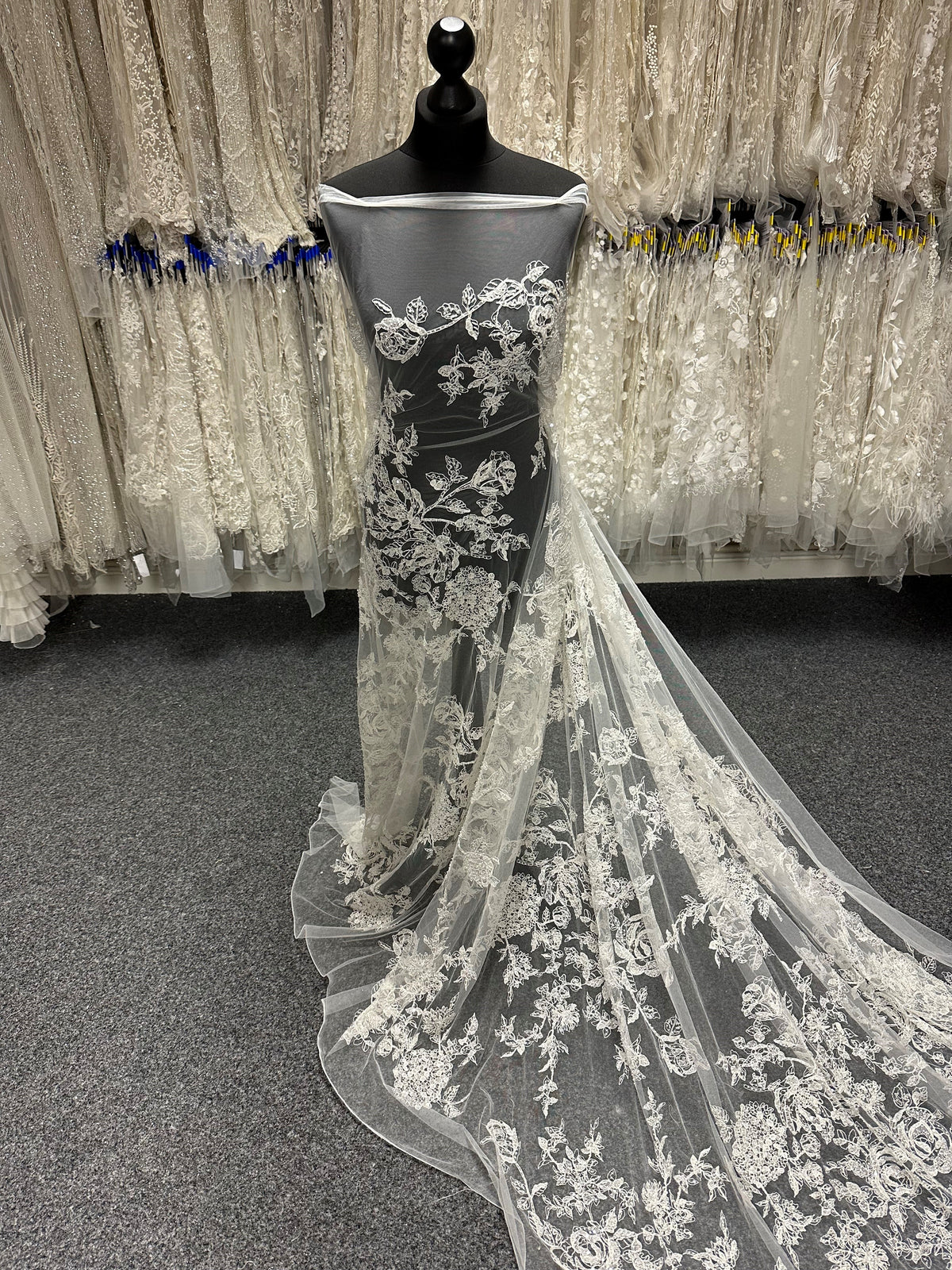 Elfenbeinfarbene Perlenspitze - Rikke