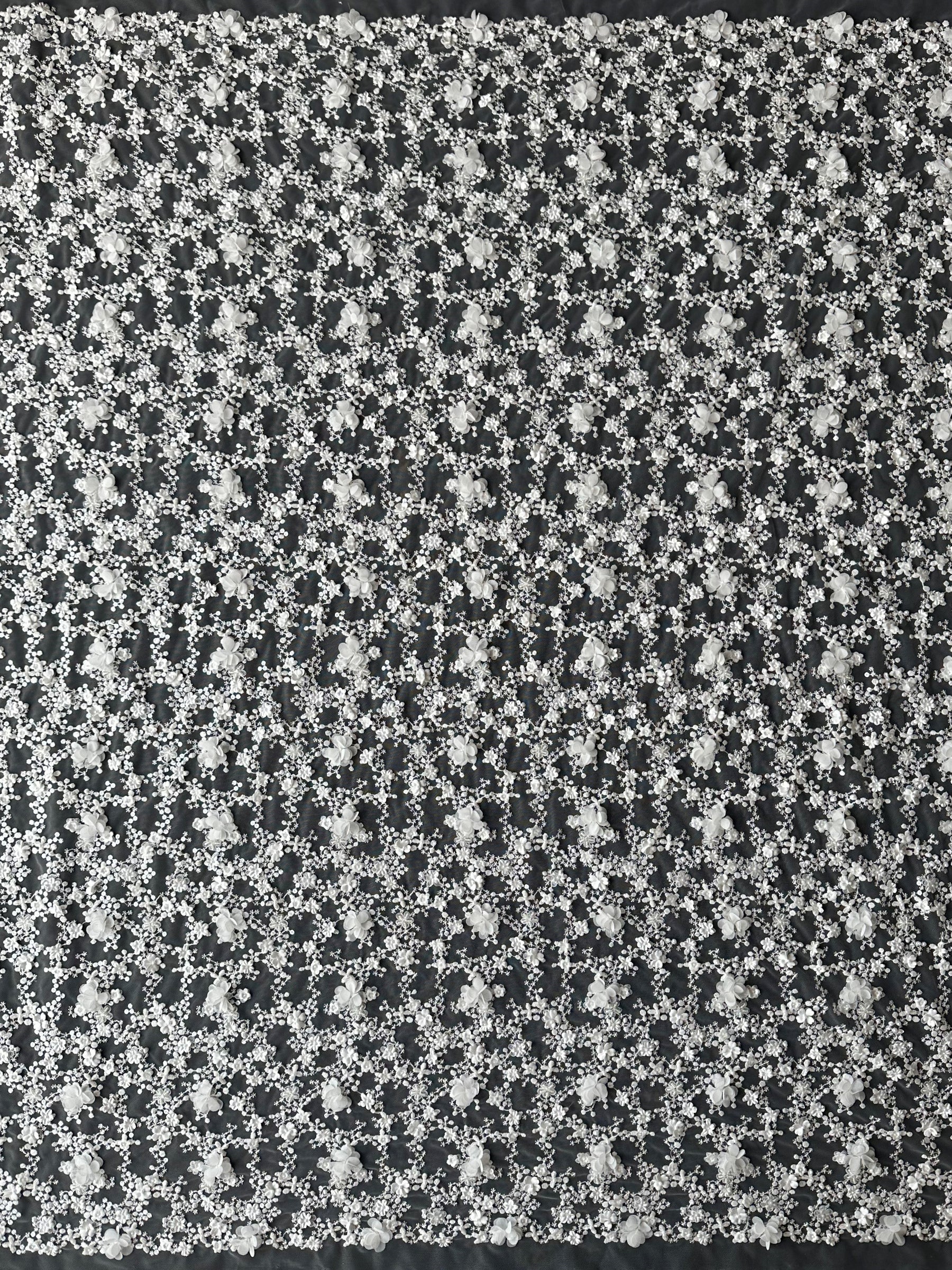 Elfenbeinfarbene 3D-bestickte Spitze - Savinder