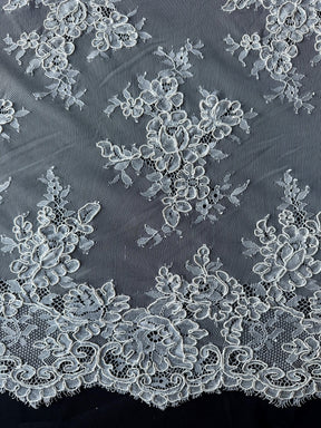 Elfenbeinfarbene Kordelspitze – Lehrer