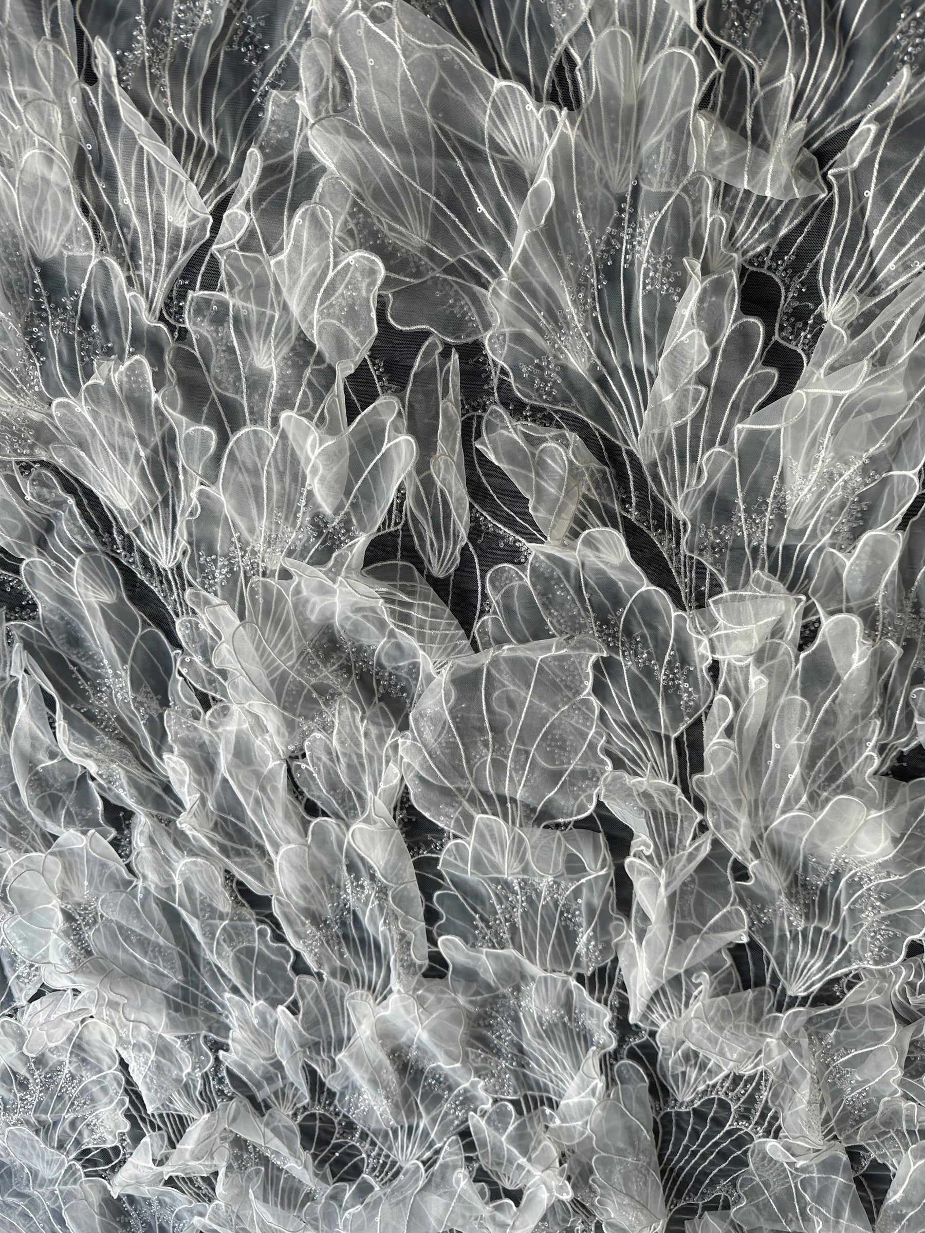 Elfenbeinfarbene 3D-Spitze – Fallon