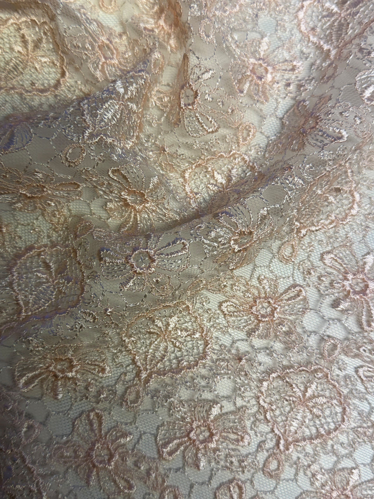 Muschelrosa bestickte Spitze - EB5010