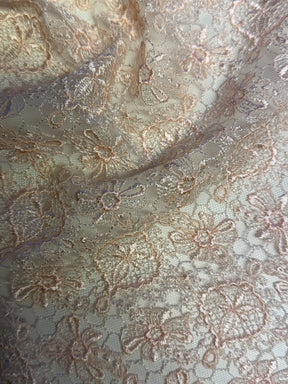 Muschelrosa bestickte Spitze - EB5010