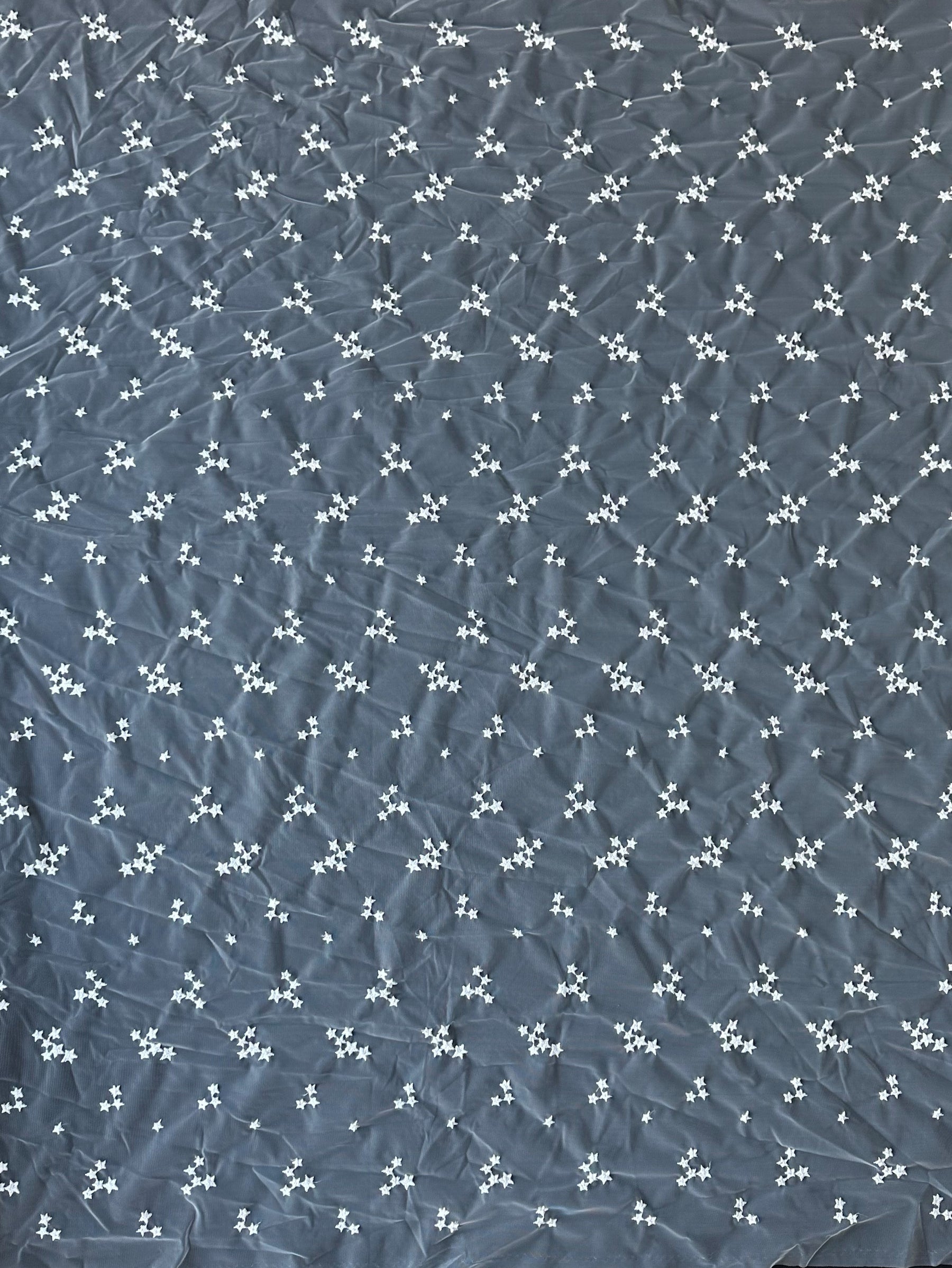 Elfenbeinfarbene Stickspitze – EU5005