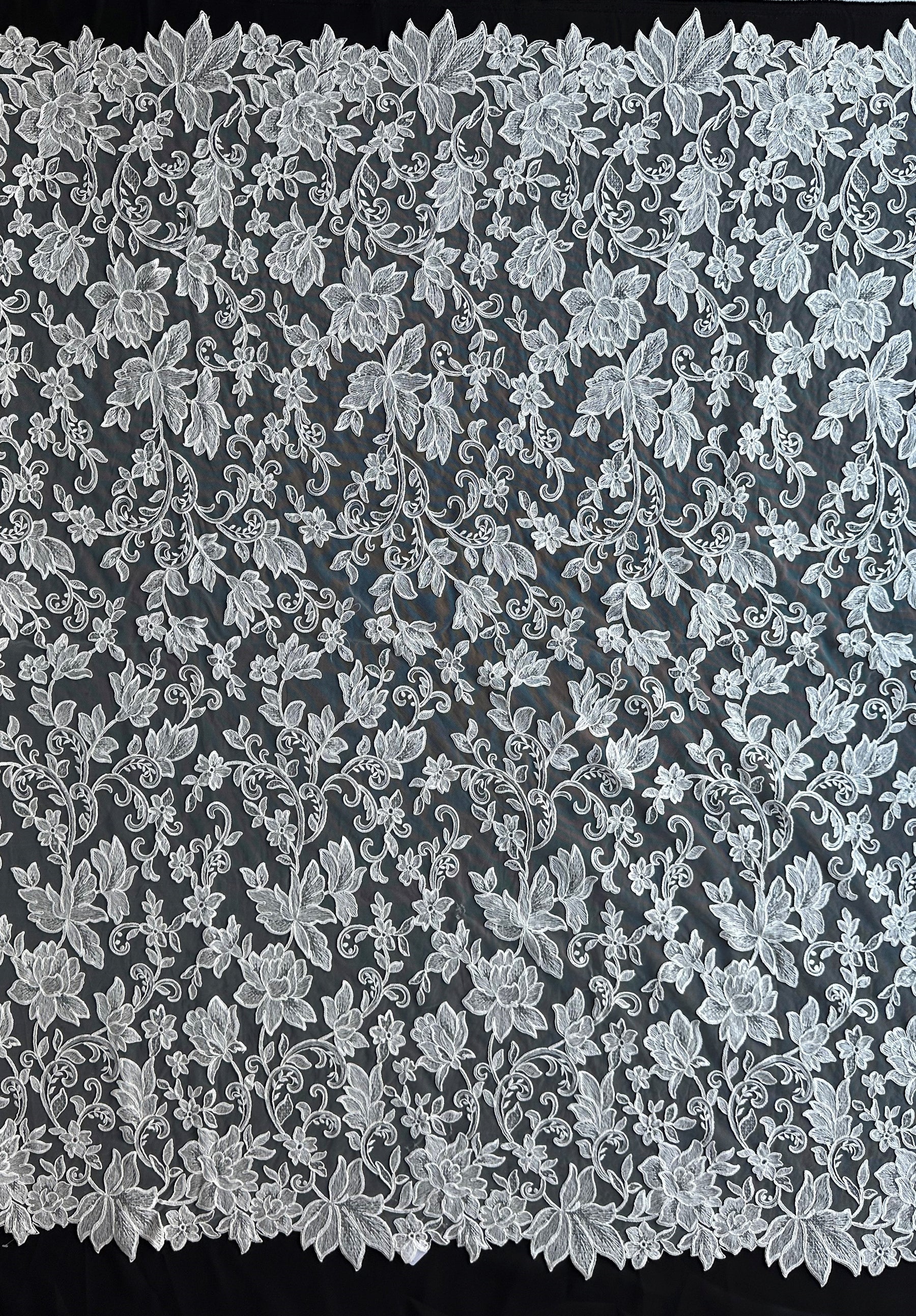 Elfenbeinfarbene Kordelspitze – Reidun