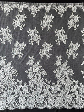 Elfenbeinfarbene Chantilly-Spitze mit Kordel - Zaya