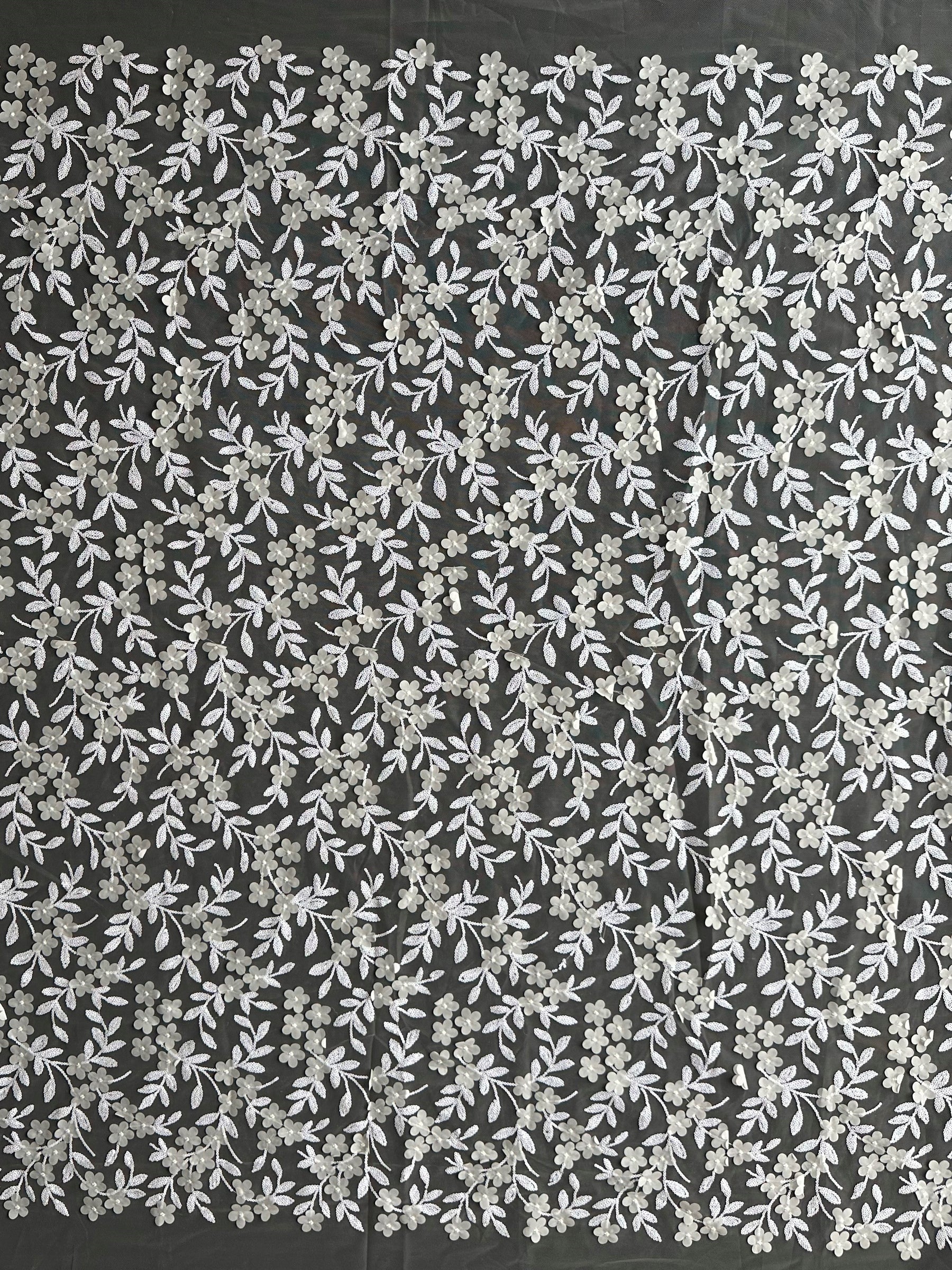 Elfenbeinfarbene 3D-Stickspitze – Finch (CF Florence)