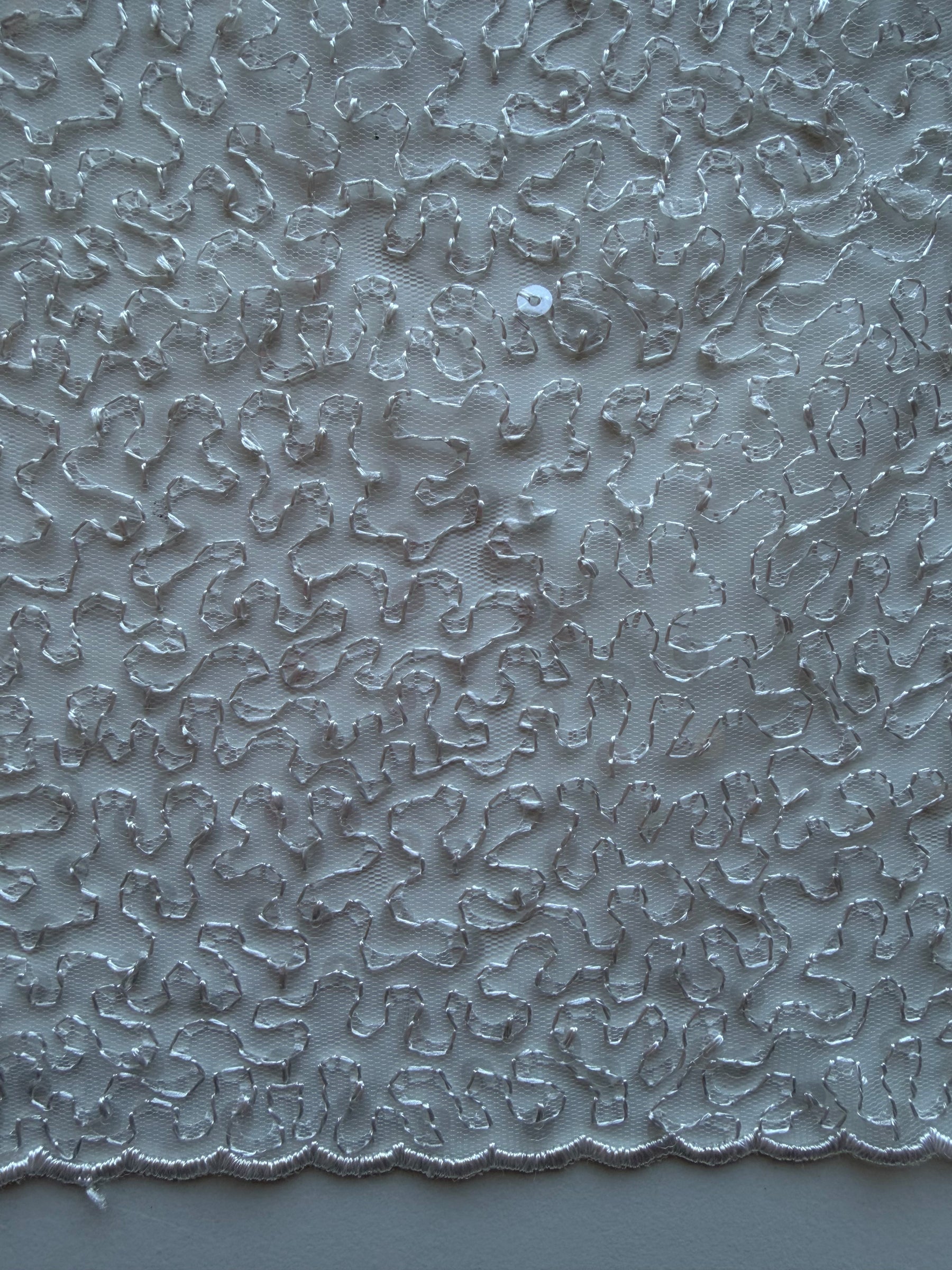 Muschelrosa bestickter Paillettentüll – EB3001