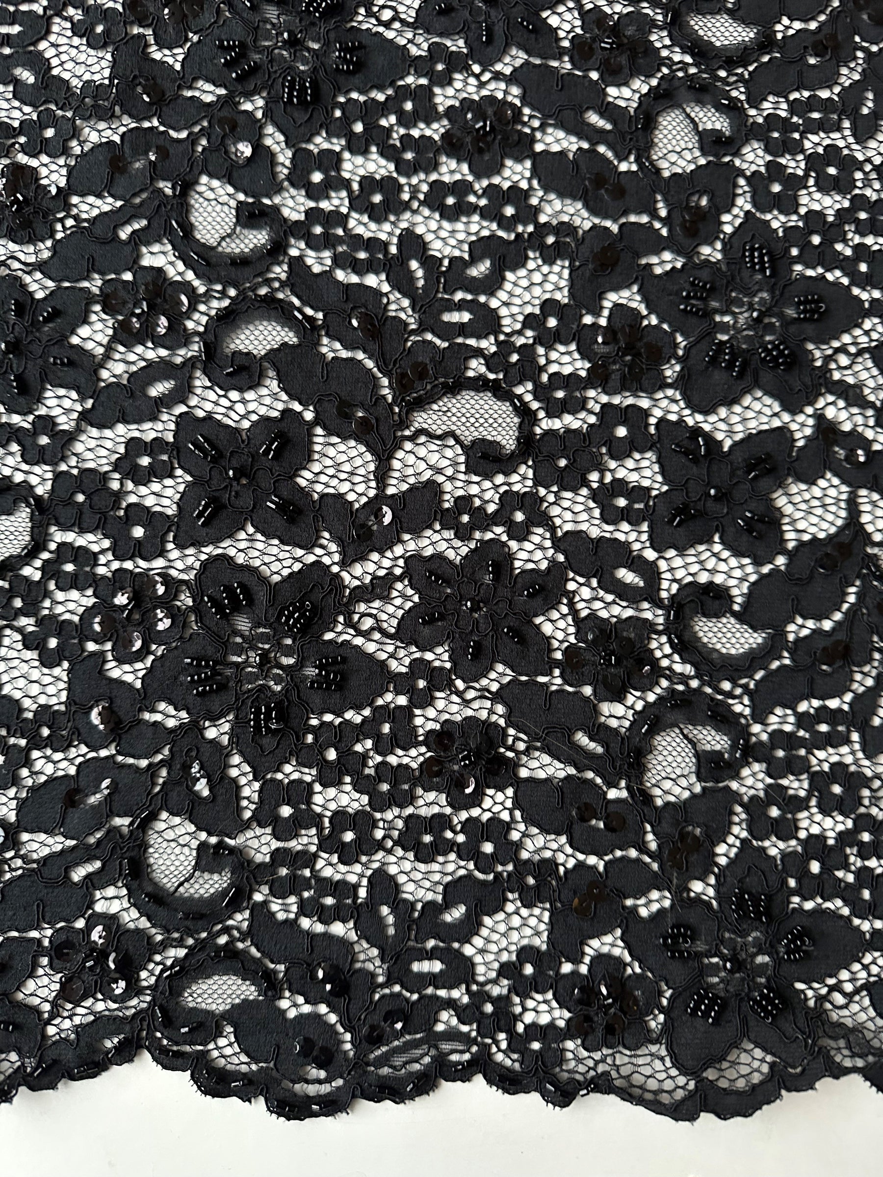 Schwarze Perlen- und Kordelspitze - Annabel (CF)