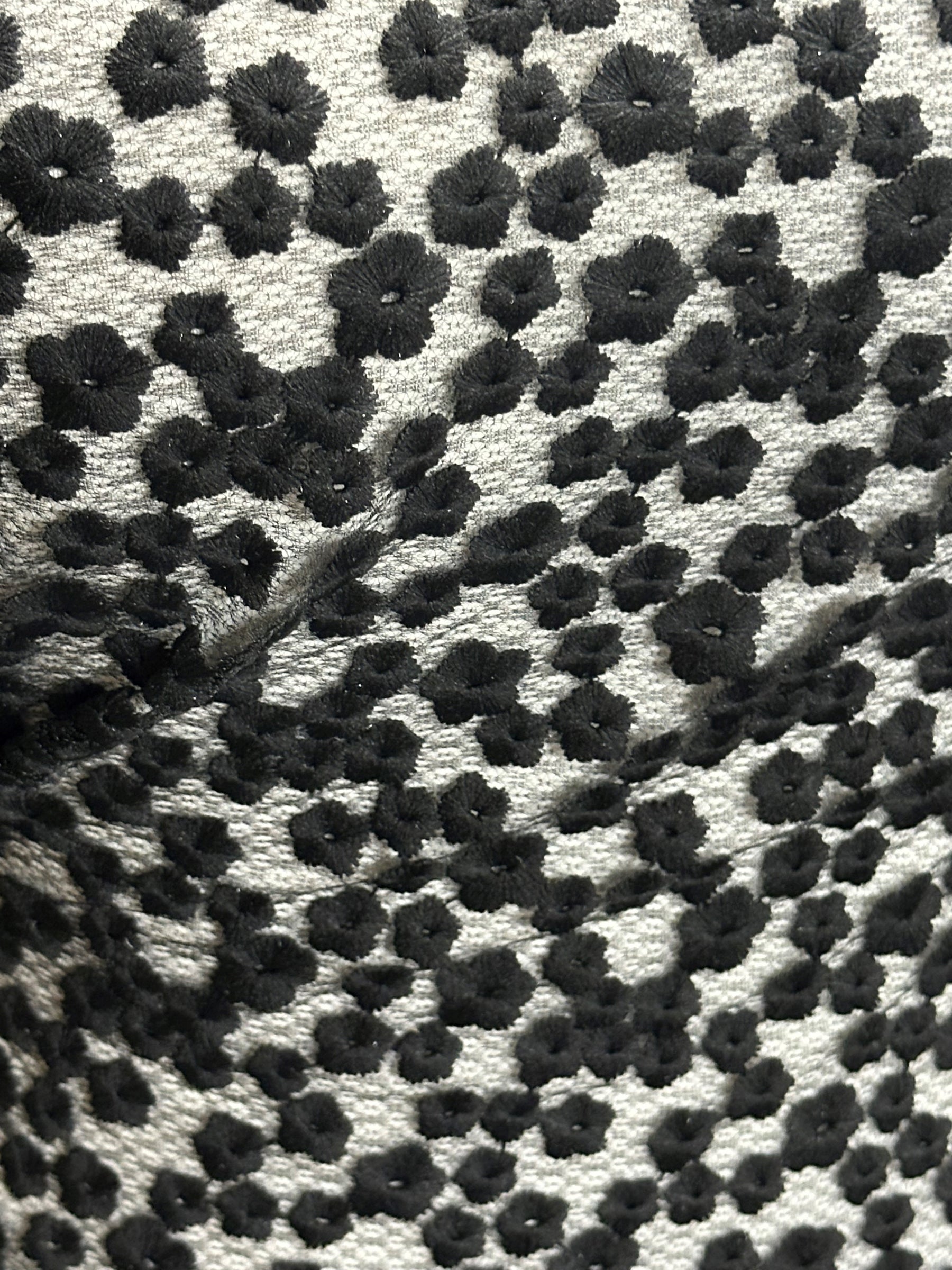 Schwarze bestickte Blumenspitze - Madcap