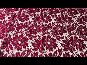 Rote Chantilly-Spitze - P168
