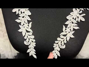 Ivory Guipure Lace Appliques - T696