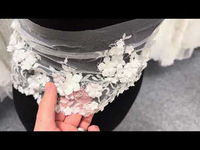 Elfenbein 3D Perlen Pailletten Umrandung - T879