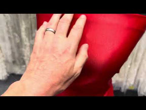 Roter, leichter Duchess-Satin aus Polyester - P44