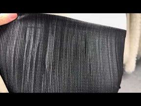 Schwarzer plissierter Polyesterstoff - Leeway